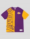 CAMISETA MITCHELL & NESS PLAY BY PLAY 2.0 LOS ANGELES LAKERS TEE YELL/PURP