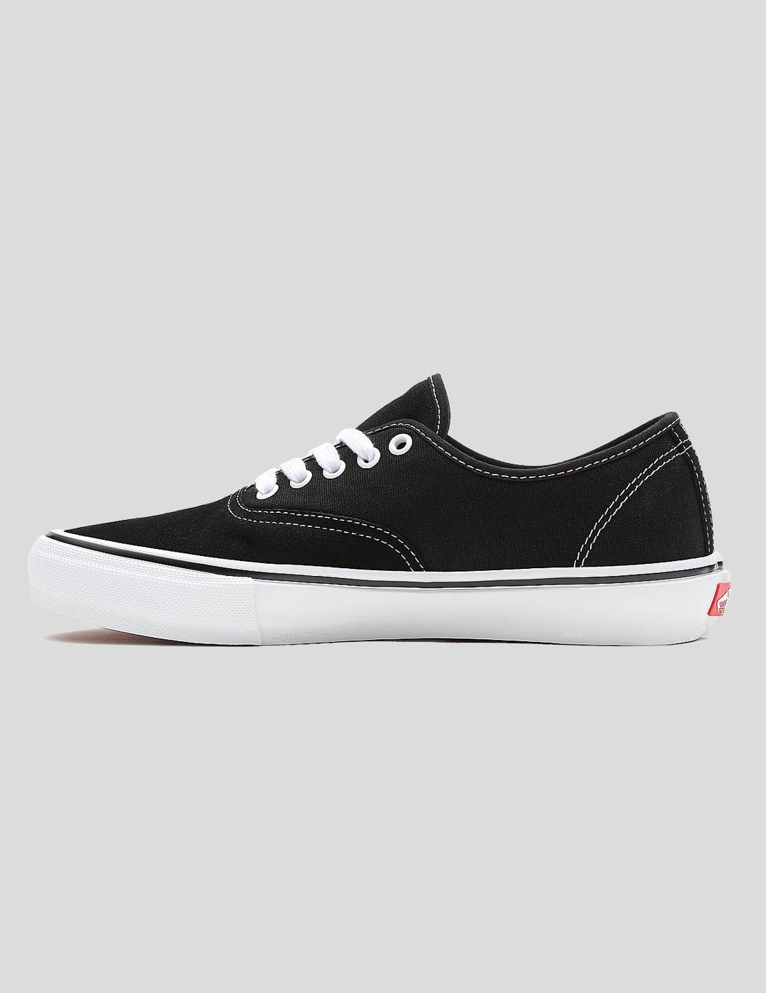ZAPATILLAS VANS  SKATE AUTHENTIC  BLACK/WHITE