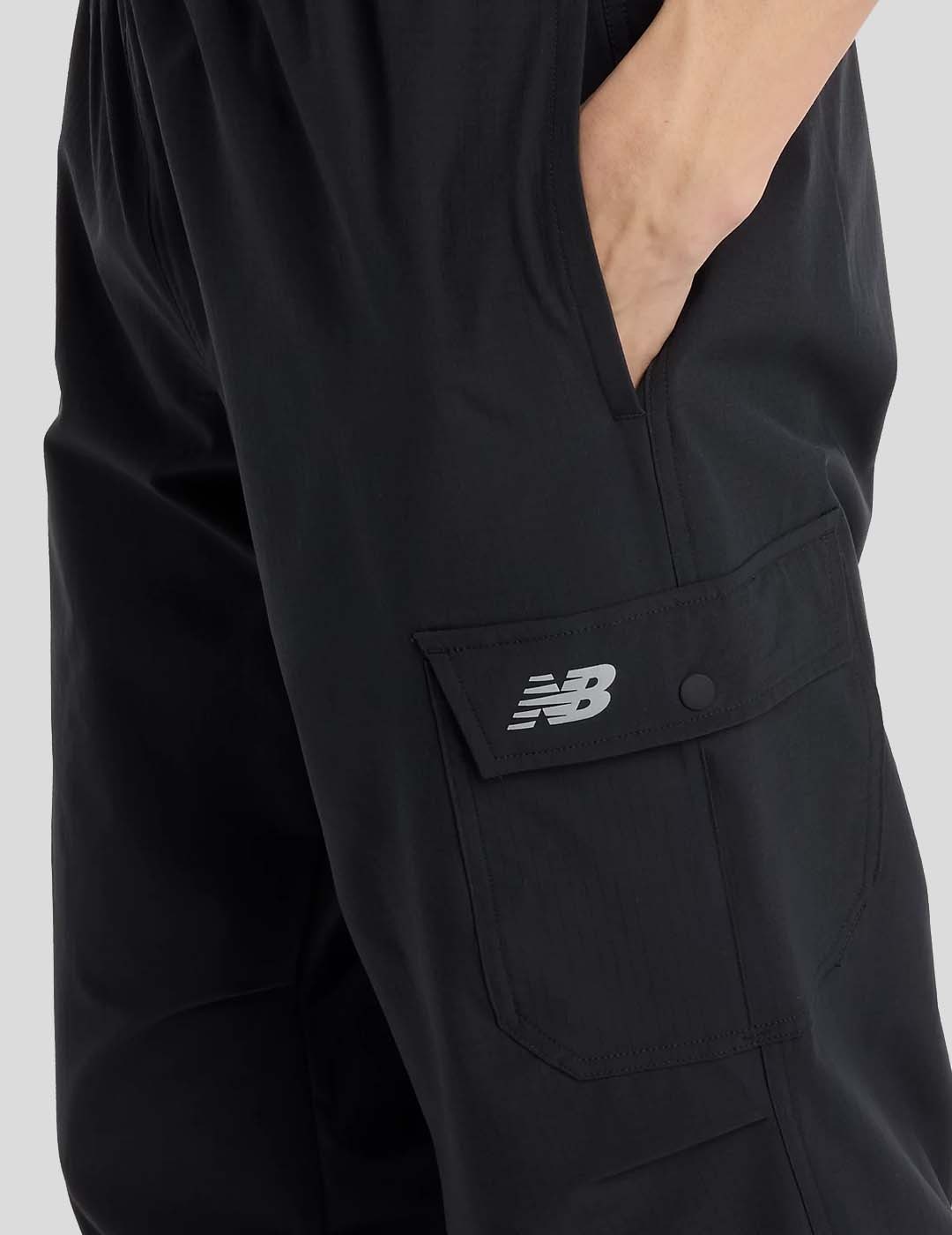 PANTALÓN NEW BALANCE RIPSTOP CARGO PANT  BLACK
