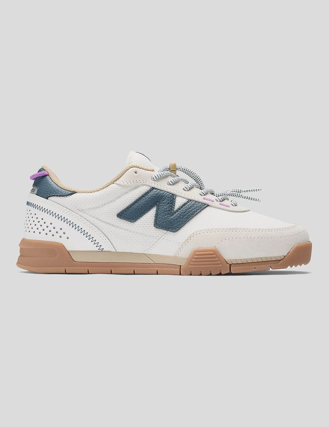 ZAPATILLAS NEW BALANCE NUMERIC 440 LOW TRAIL SEA SALT-DEEP OCEAN