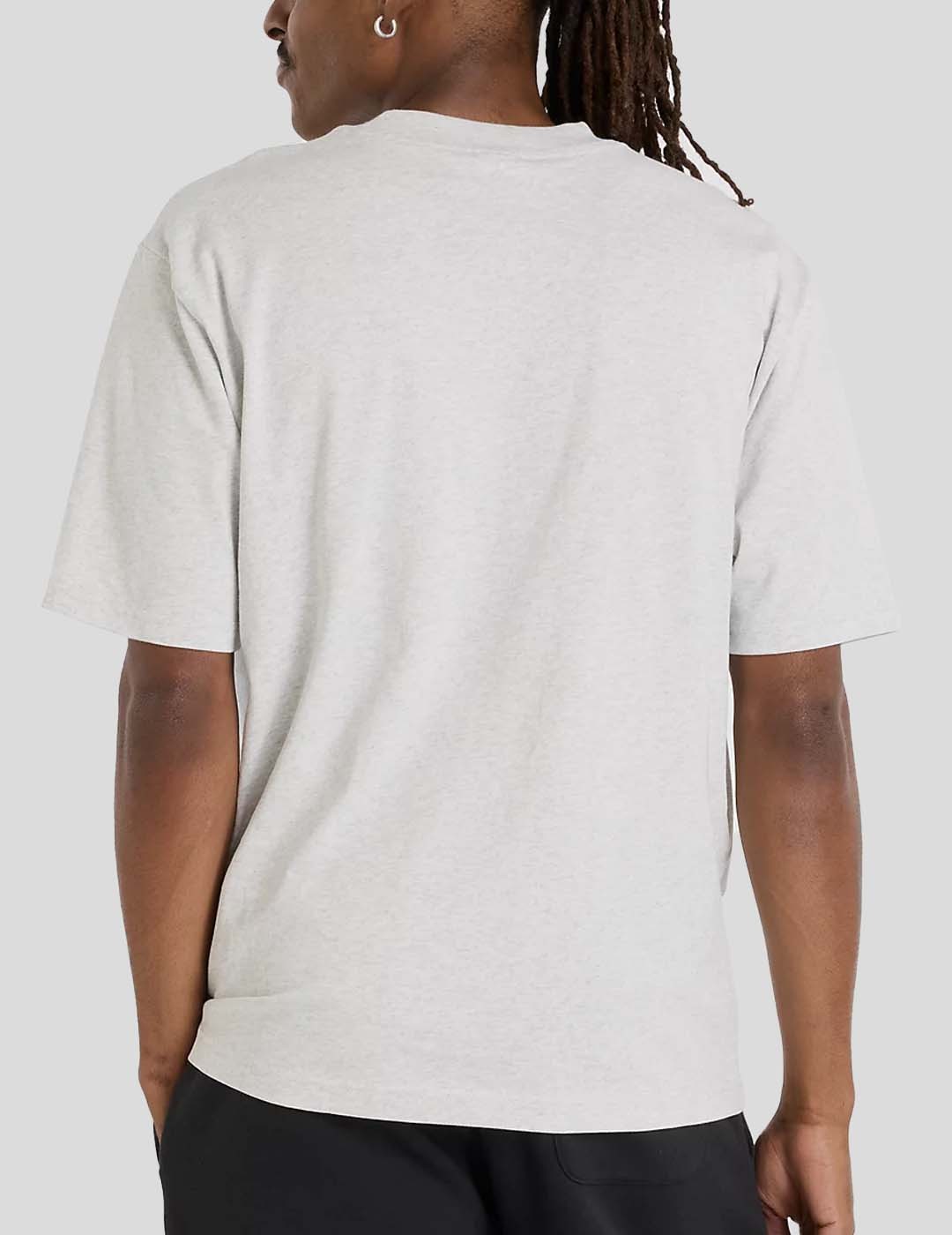 CAMISETA NEW BALANCE HOOPS GRAPHIC TEE  ASH HEATHER