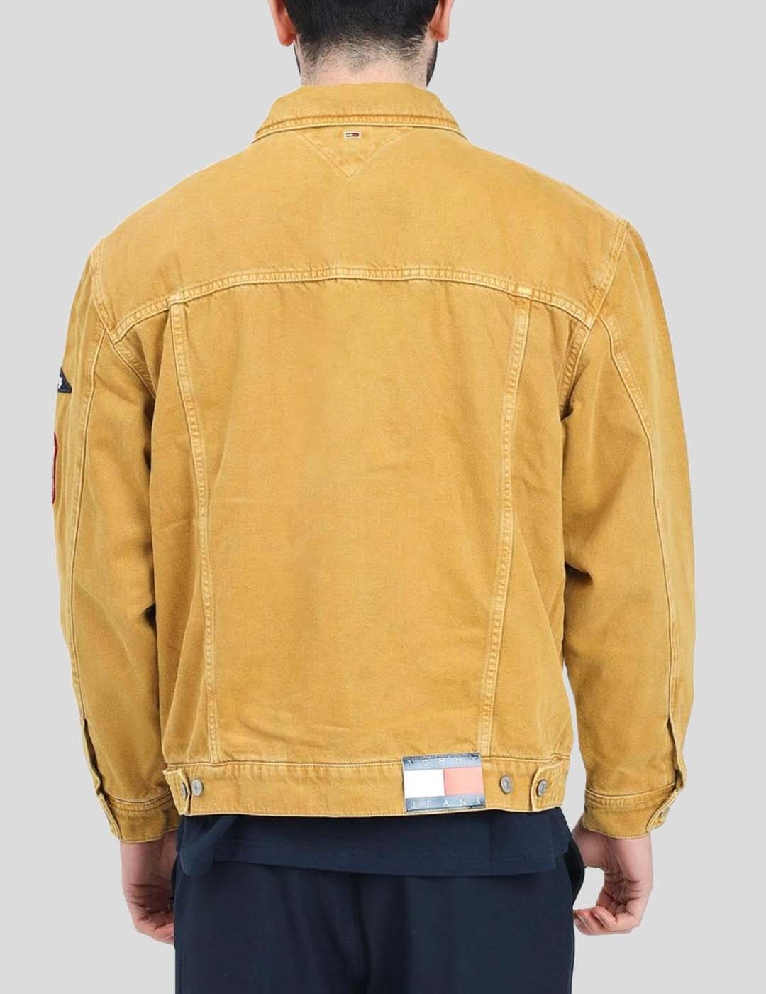 CHAQUETA TOMMY JEANS MULTI PATCH DENIM JACKET  MUSTARD
