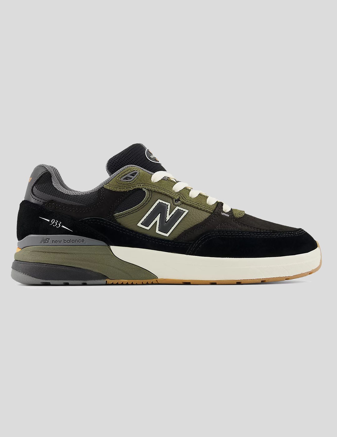 ZAPATILLAS NEW BALANCE NUMERIC 933 X ANDREW REYNOLDS BLACK-DARK OLIVINE