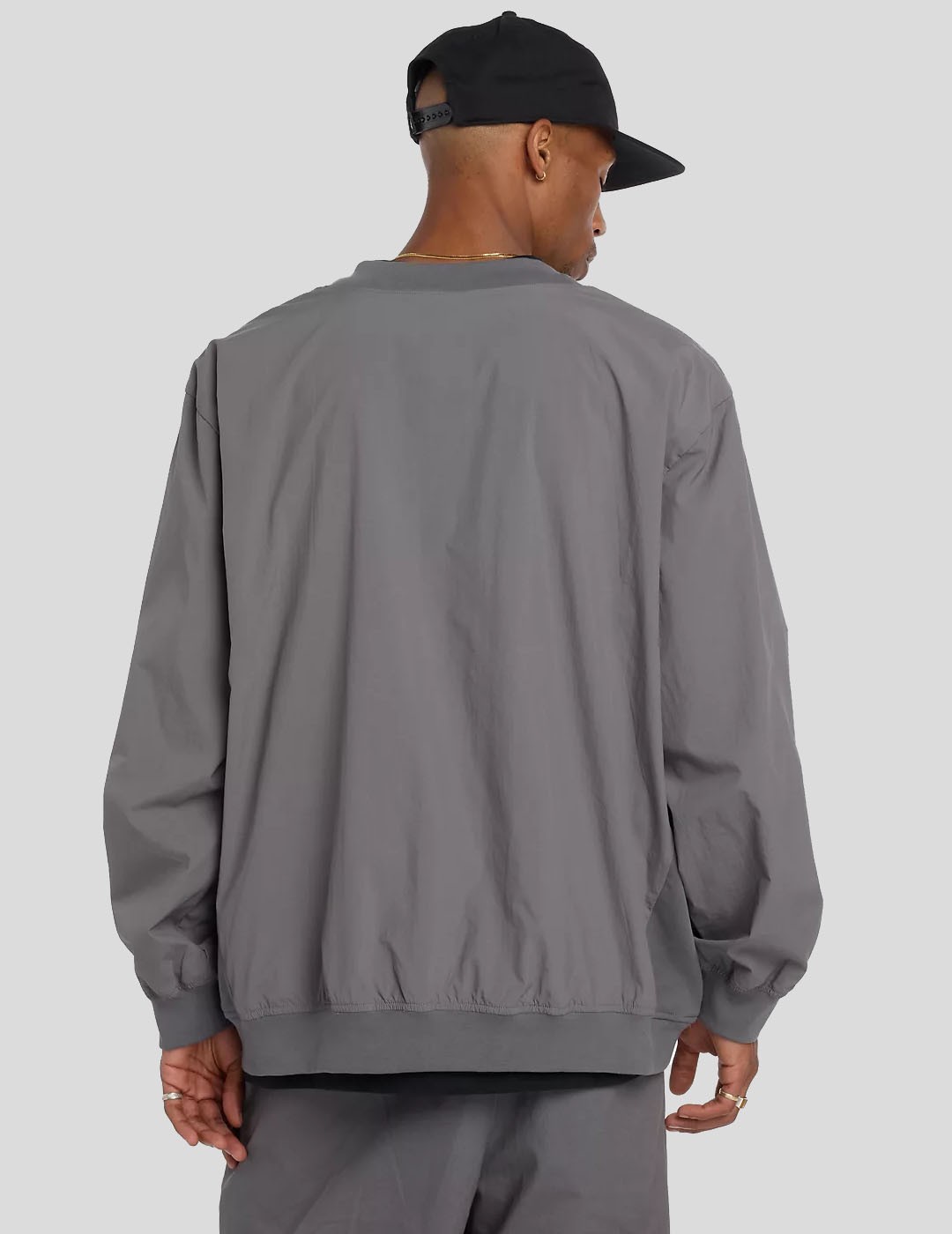 SUDADERA NEW BALANCE NUMERIC NUMERIC WOVEN CREW  CASTLE ROCK 