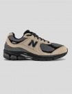 ZAPATILLAS NEW BALANCE 2002R  STONEWARE-CASTLEROCK