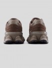 ZAPATILLAS NEW BALANCE 9060   CORTADO-DOCKSIDE