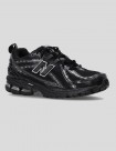 ZAPATILLAS NEW BALANCE 1906R  BLACK-SILVER METALLIC-WHITE