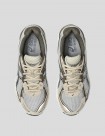 ZAPATILLAS ASICS GT-2160  CEMENT GREY-GRAPHITE GREY 