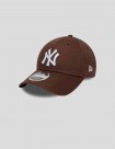 GORRA NEW ERA NY YANKEES 9FORTY M-CROWN BEIGE