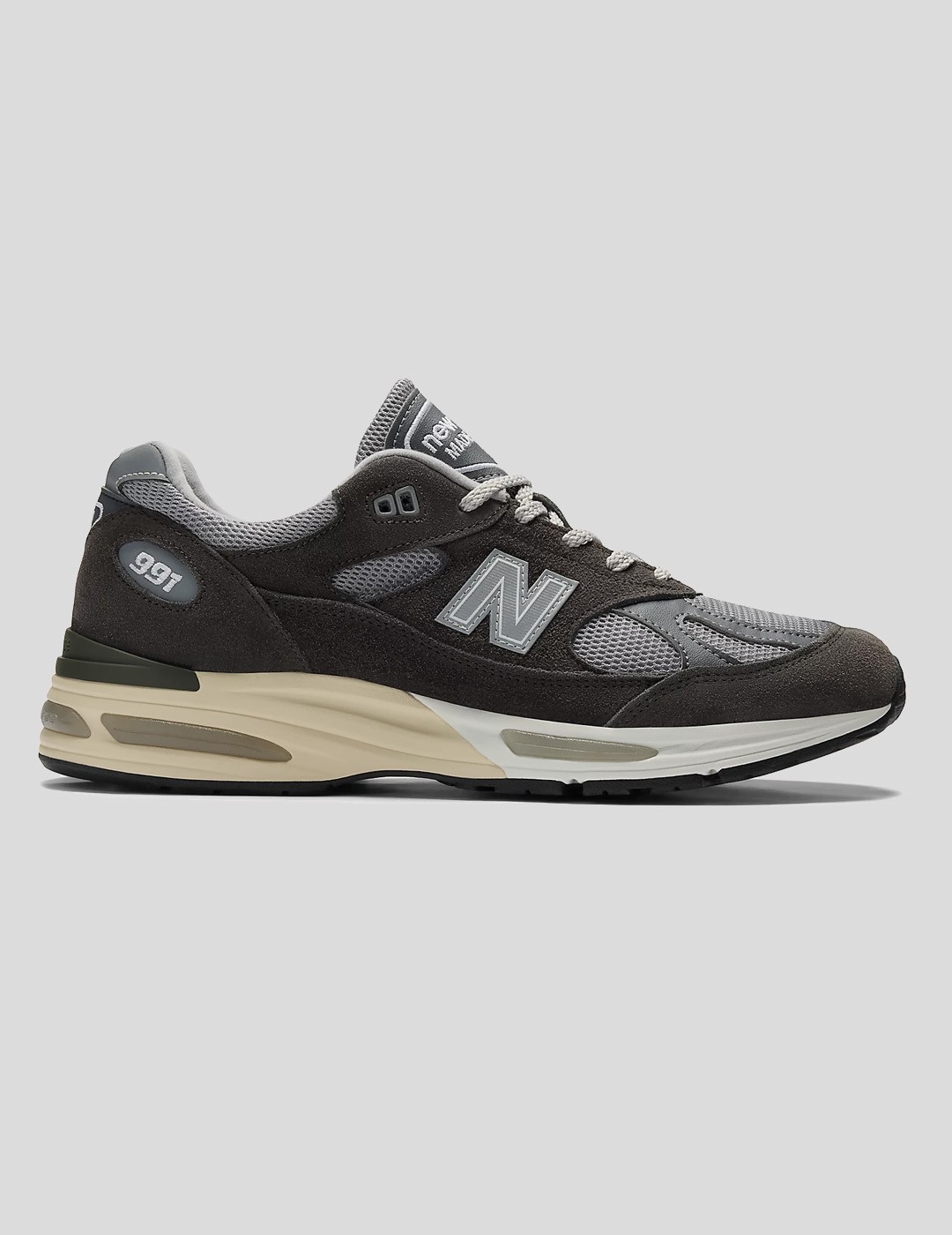 ZAPATILLAS NEW BALANCE 991 V2 "MADE IN UK"  FORGED IRON-ALLOY-SMOKED PEARL