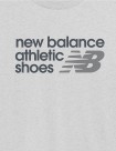 CAMISETA NEW BALANCE ATHLETICS PREMIUM RELAXED CHEST LOGO TEE GREY DAYS ASH HEATHER-SLATE GREY