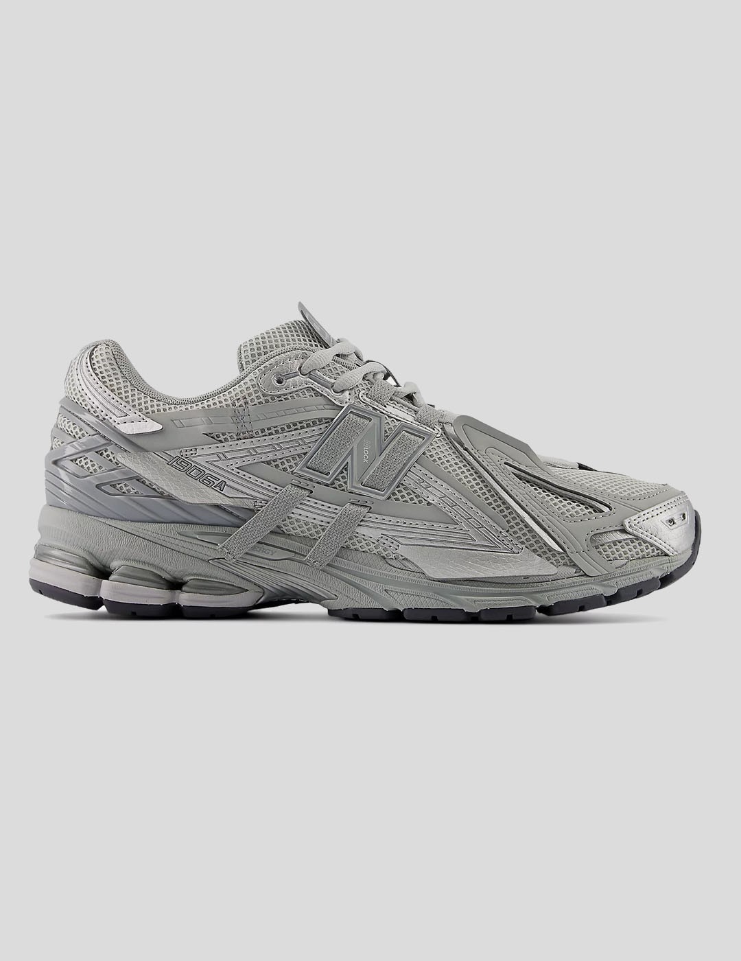 ZAPATILLAS NEW BALANCE 1906A AG CONCRETE-SILVER METALLIC